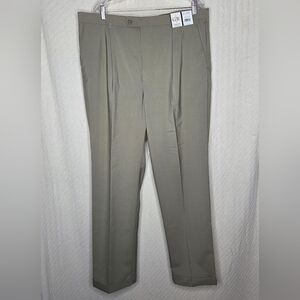 Men's Classic Tan Pants
